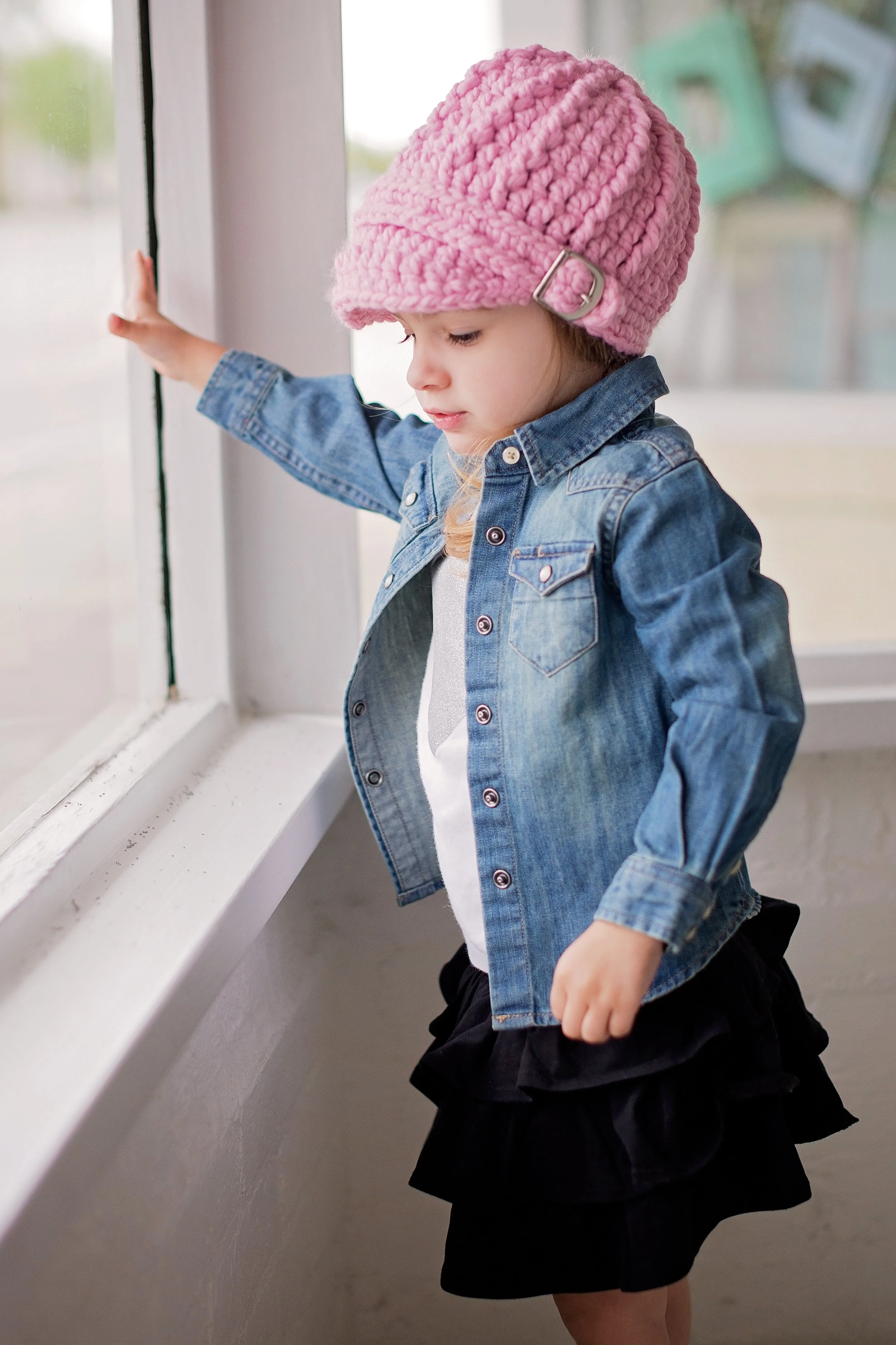 Bubblegum pink buckle beanie winter hat