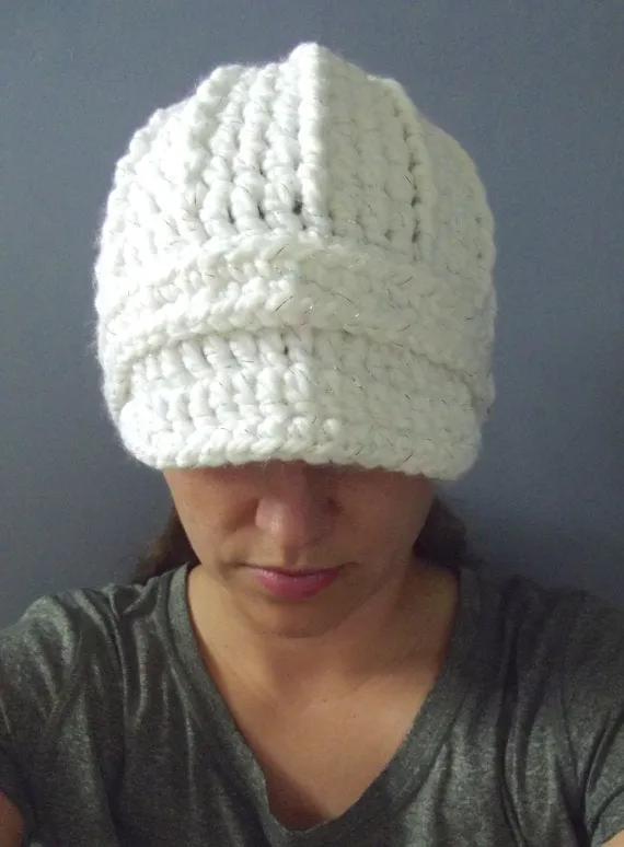 White sparkle buckle beanie winter hat