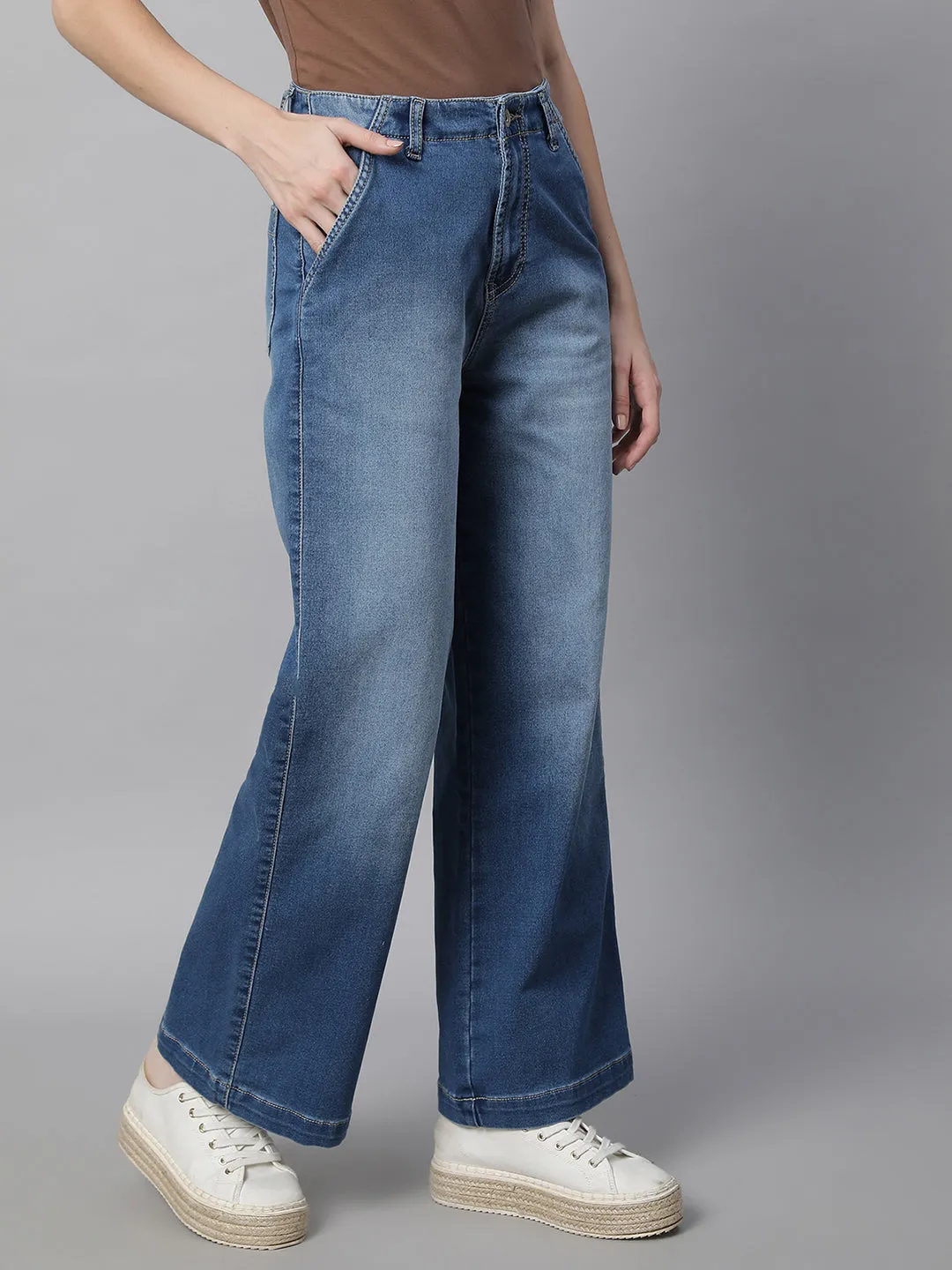 Women Light Blue Loose Fit Wide Leg Stretchable Jeans